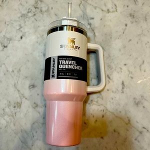 NWT Just Released Stanley Adventure 40oz SS Quencher Tumbler,Parfait Ombre